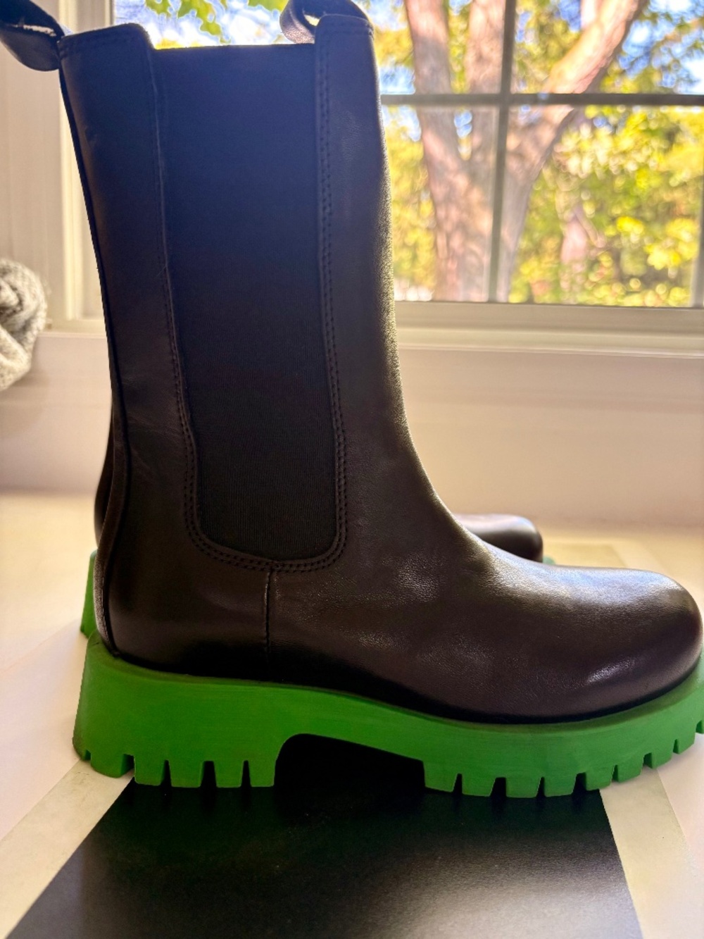 Steve Madden leather boots new never worn with tags - size 37 $45